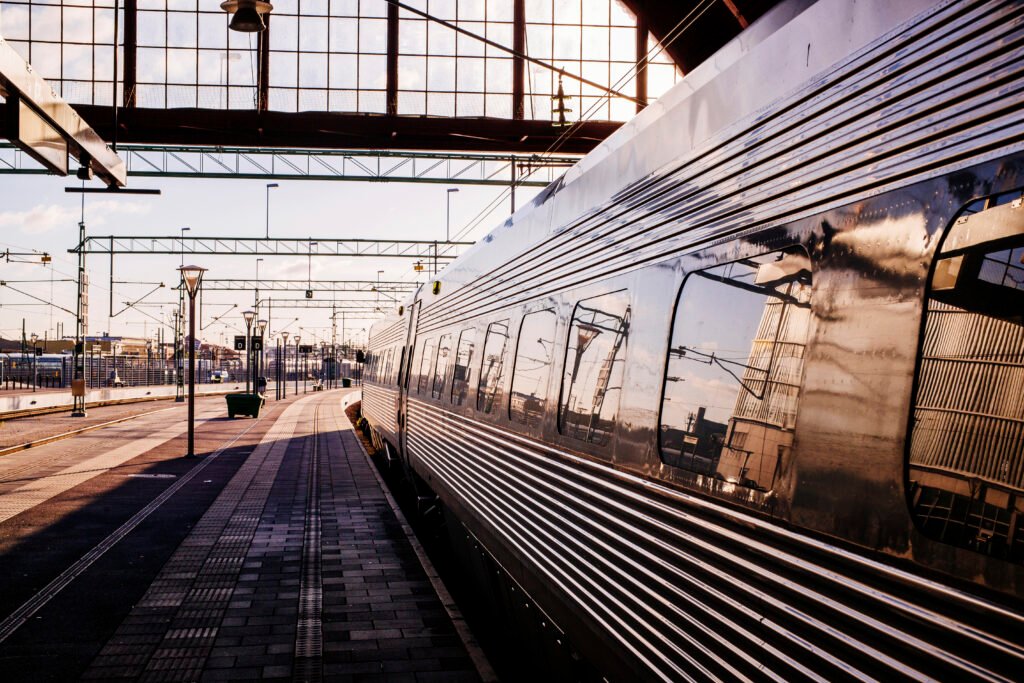 Taxi Toulouse : Train arrivant en gare de Toulouse-Matabiau